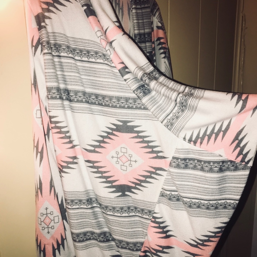 Pink and Gray Thick Cardigan W/ High-Low Bottom